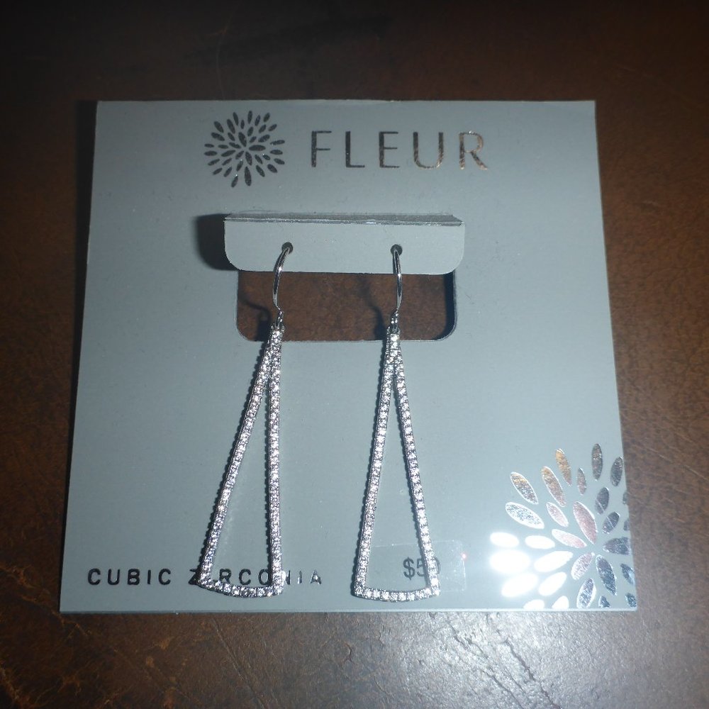 Woman's Silver Plated Brass Rhodium Dangle Drop Earings